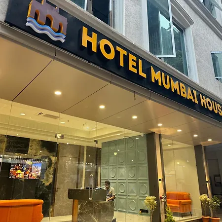 Hotel Mumbai House, Malad